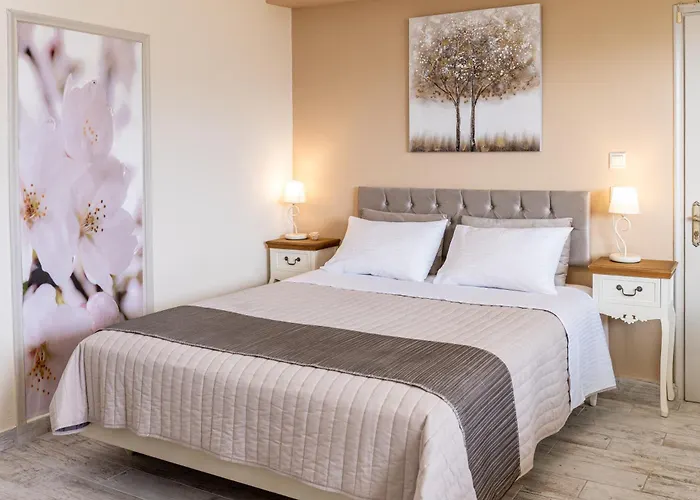 Aphrodite Superb Sea View Apartment *