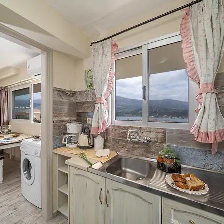 Apartment Aphrodite Superb Sea View